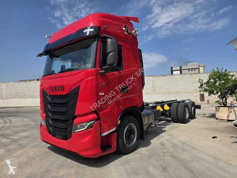 شاحنة Iveco