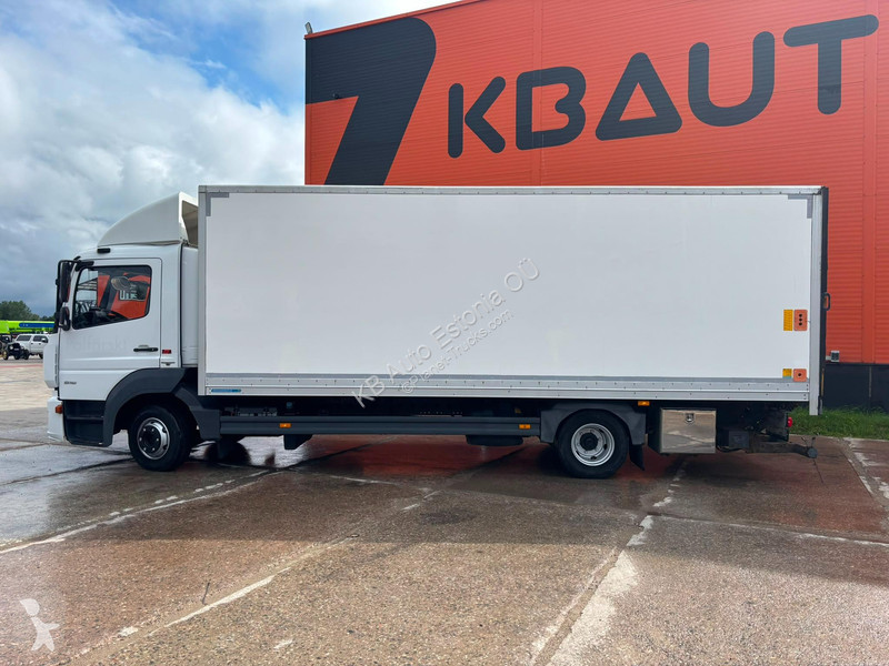 Mercedes 916 4x2 BOX L=6613 mm truck