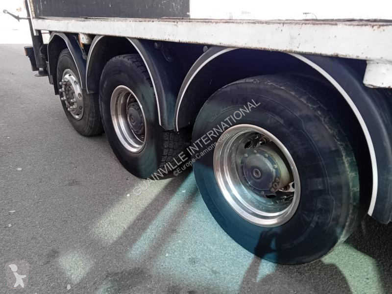 شاحنة Mercedes 2636