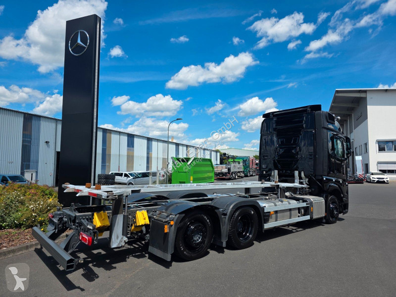 شاحنة Mercedes 2552 L BDF Vantec hydr....