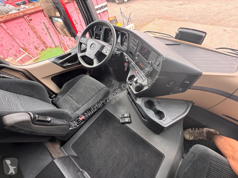 شاحنة Mercedes 2545 6X2 BDF mit Kompressor...