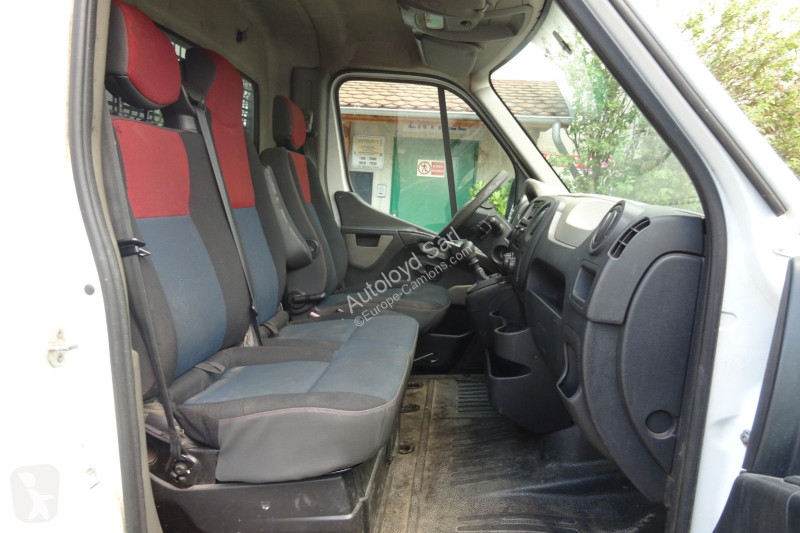 Véhicule utilitaire Renault MASTER PLATEAU 2,3...