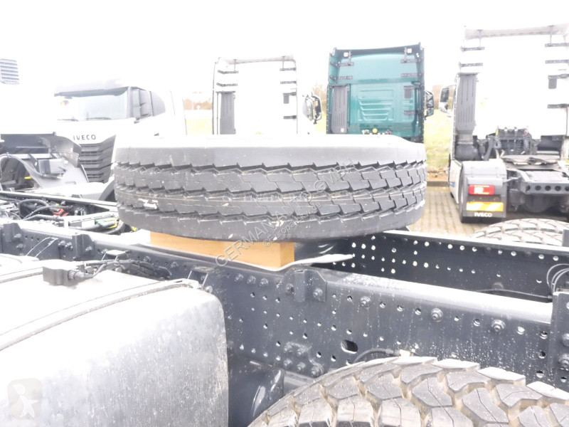 شاحنة Iveco T-Way AD410T54B 8X4 Radstand.4250mm...