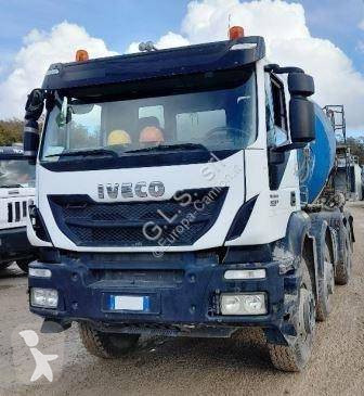 شاحنة Iveco