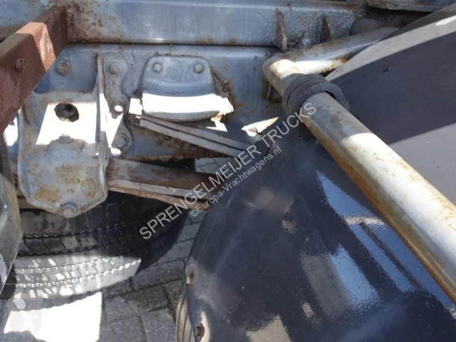 شاحنة Renault 210...