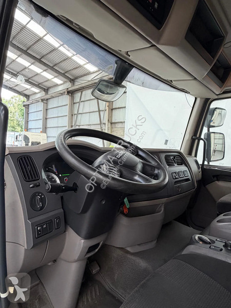 شاحنة DAF 220