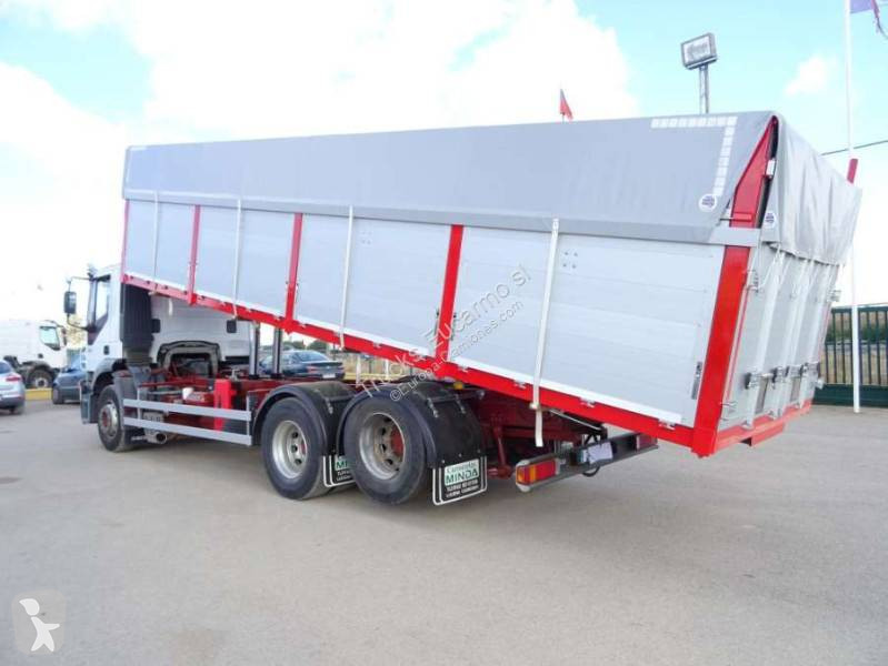 شاحنة Iveco
