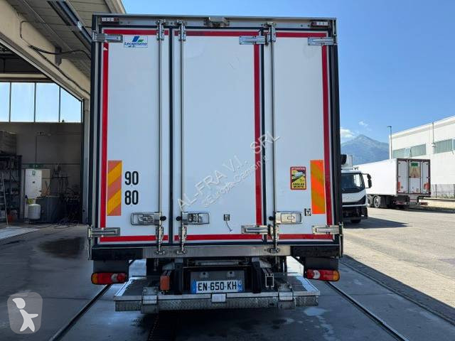 شاحنة Iveco