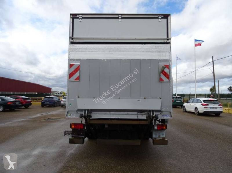 شاحنة Iveco