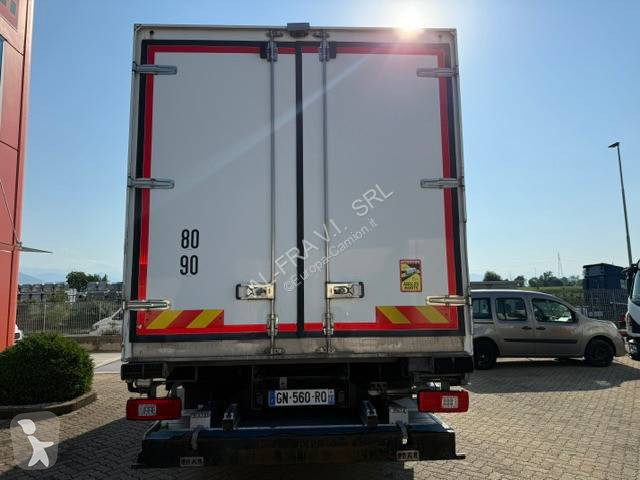 شاحنة Iveco