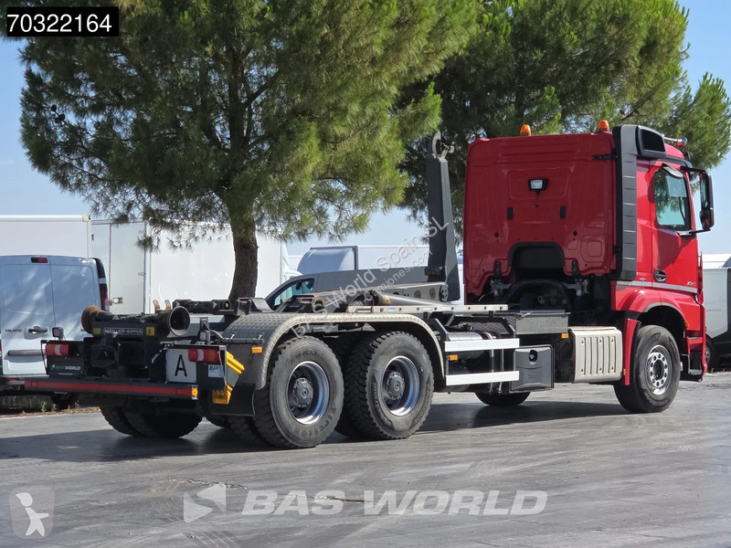 شاحنة Mercedes 2645 6X4 Gancho Meiller 20t...