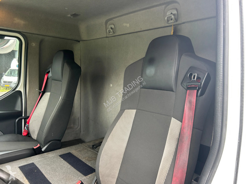 شاحنة Renault D240 D240