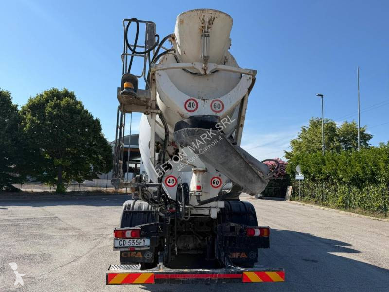 Betonárske zariadenie Mercedes