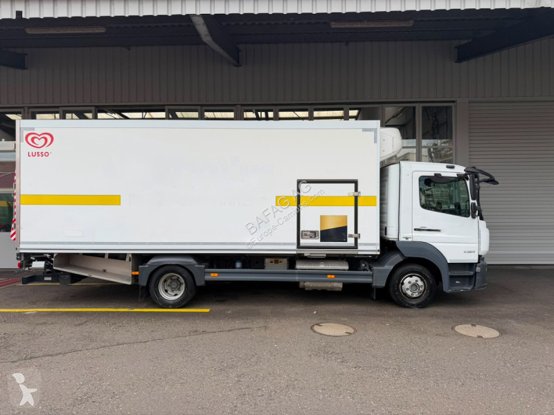 شاحنة Mercedes atego 1024 tiefkühler