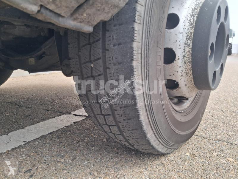 شاحنة Iveco  70C18 ISOTERMO