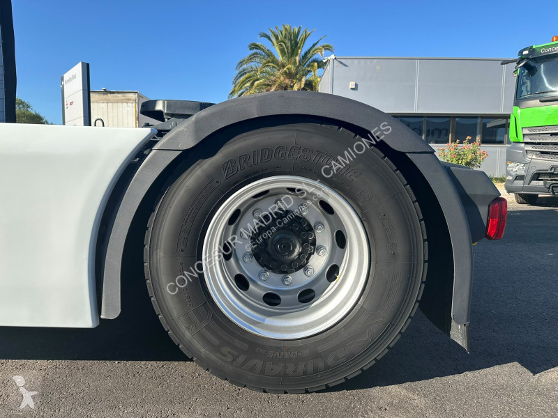 Camión Iveco S-Way AS440STP