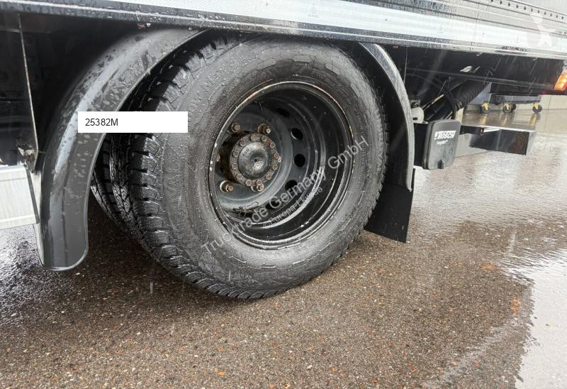 شاحنة Iveco 676 65C17