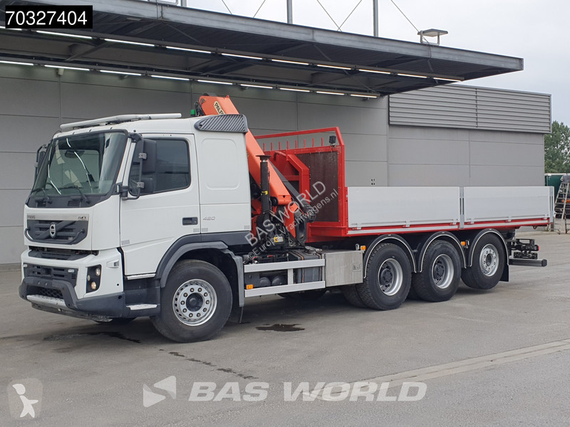 شاحنة Volvo 420 8X4 ONLY 11.300Kms! Palfinger...