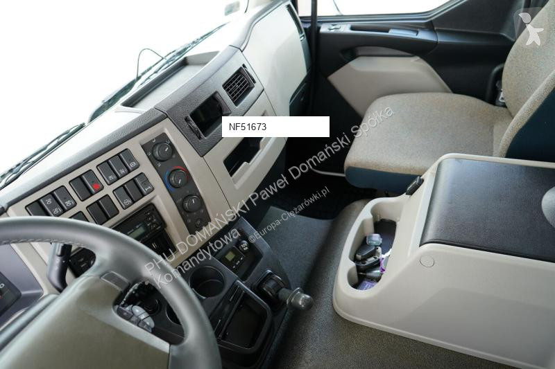 شاحنة Volvo HEVES PONYVA / TANDEM,