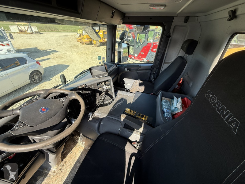 Camion Scania  410
