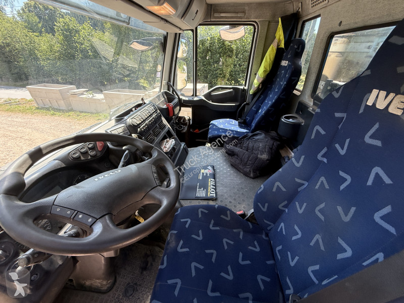 شاحنة Iveco  AD410T45