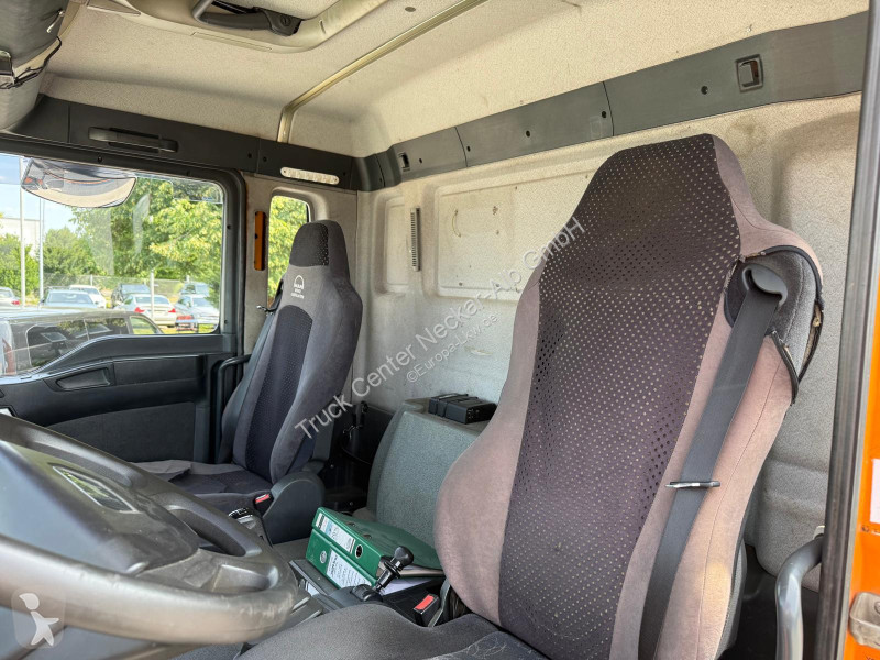 Camion MAN TGA HD Saug+Spülwagen Fernbedienung TÜV