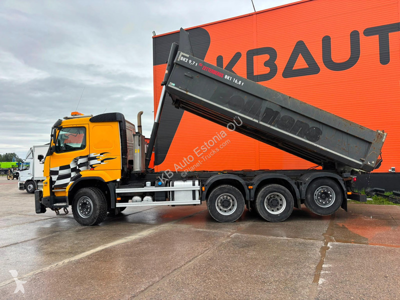 شاحنة Volvo 540 8x4*4 BOX L=6271 mm