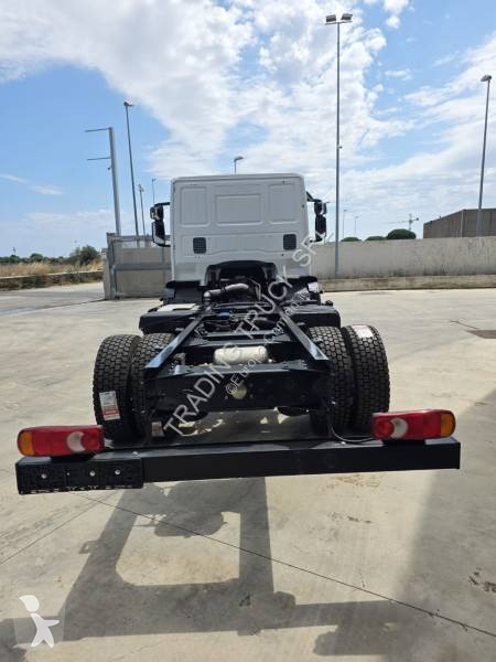 شاحنة Iveco