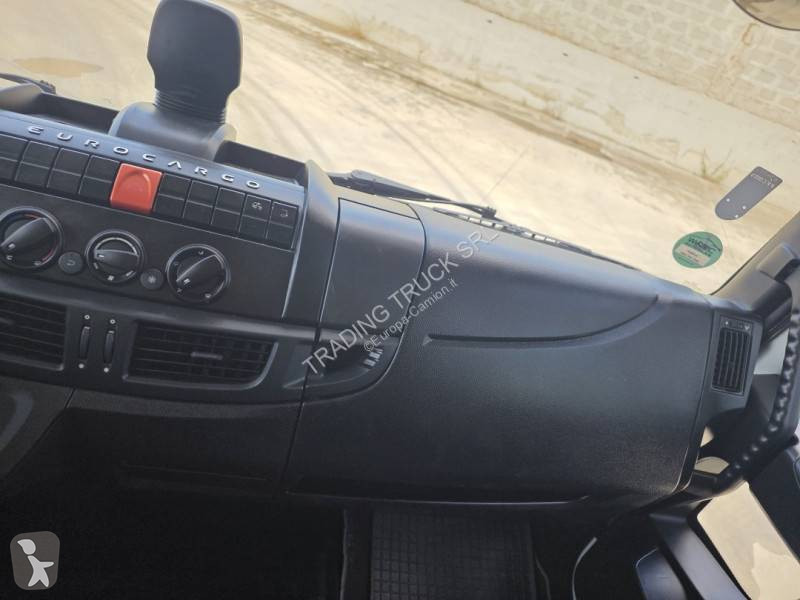 شاحنة Iveco