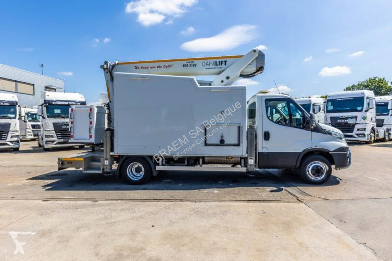 شاحنة Iveco 70C210 - DANILIFT PDA 210V