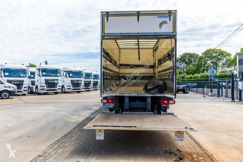 شاحنة Renault  D19.320 DXI+DHOLLANDIA 2T.