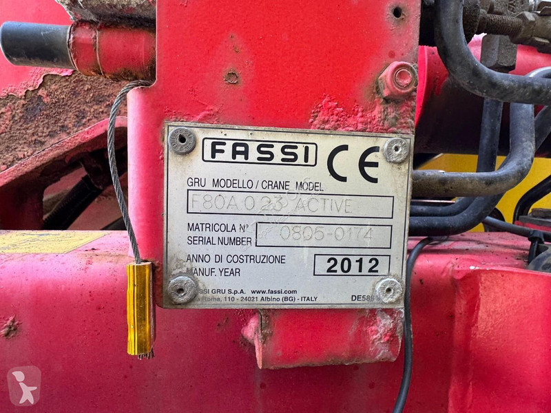 شاحنة Iveco 420 6X2 EURO 6 + FASSI F80A.0.23 +...