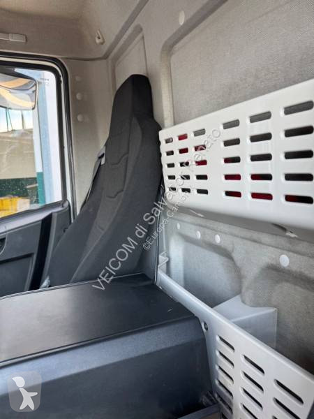 شاحنة Iveco