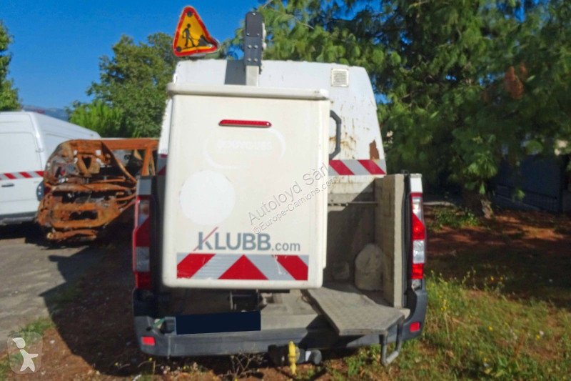 Camion Renault MASTER 2,3 DCI 146 NACELLE