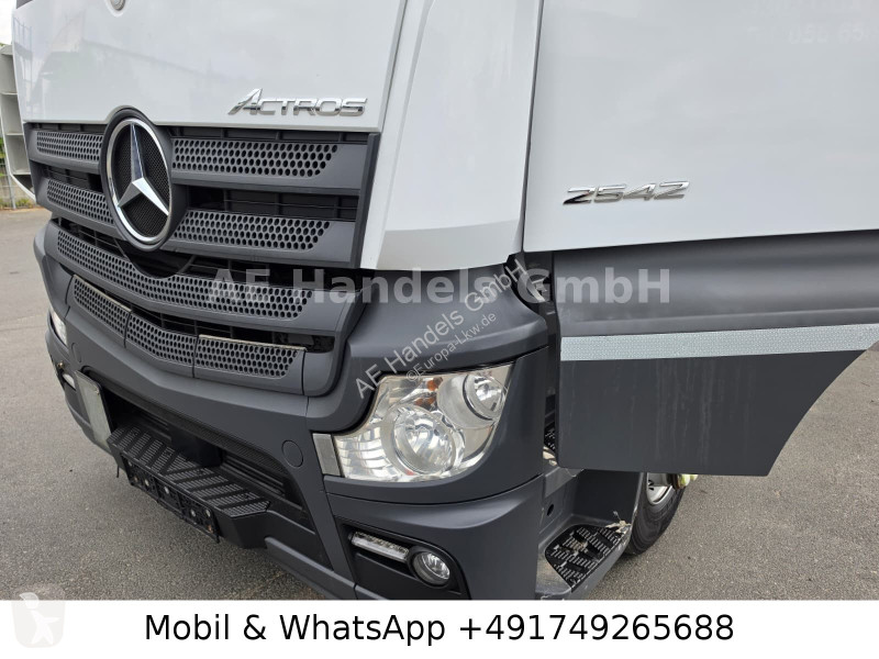 شاحنة Mercedes 4 2542 L StreamSpace LL...