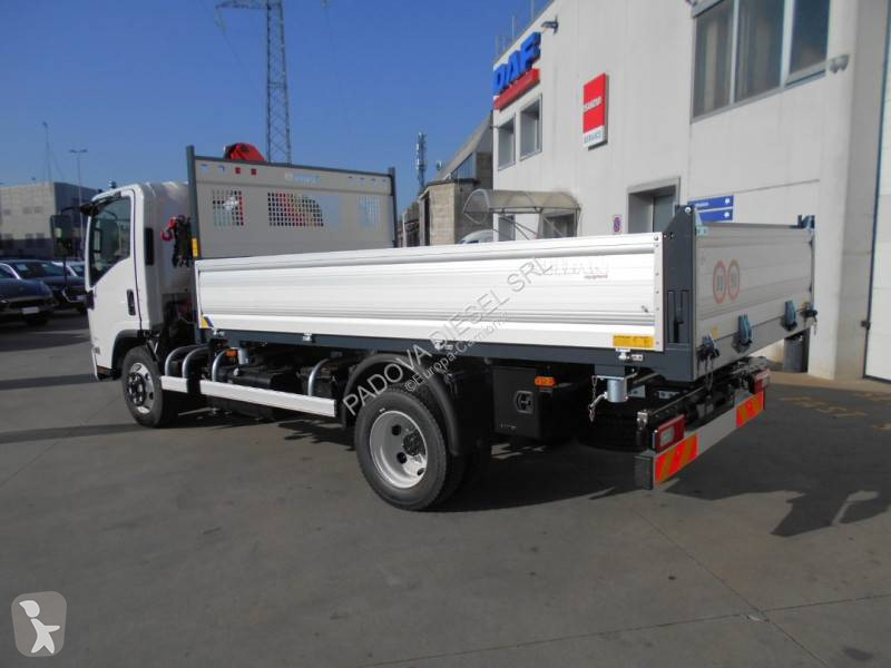 Грузовик Isuzu