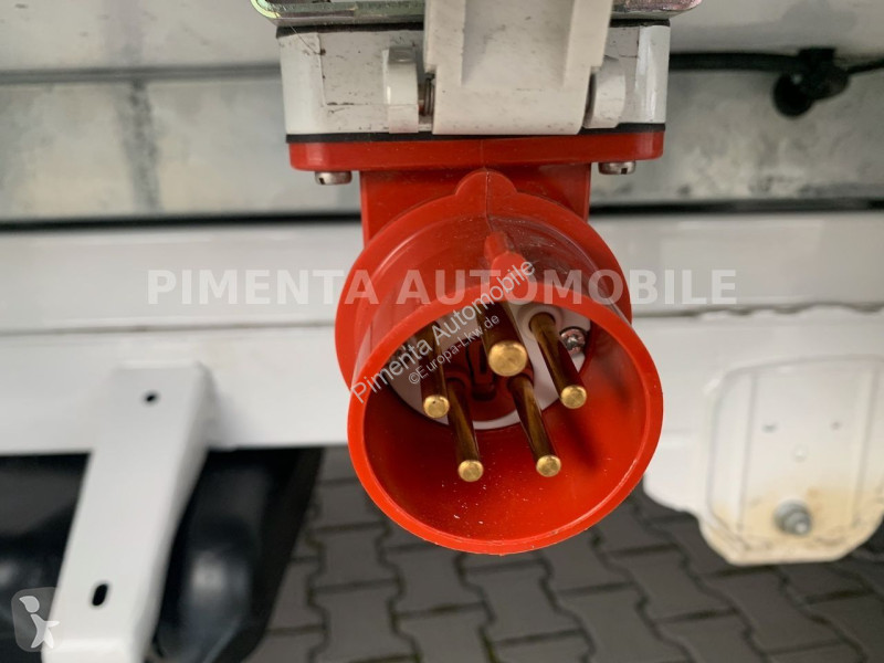 Camion Volkswagen 50 TK KOFFER -20°C LBW NAVI...