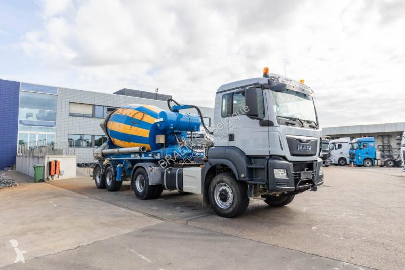 Camión MAN 18.400 BLS-4X4+LIEBHERR 10M3(2018)