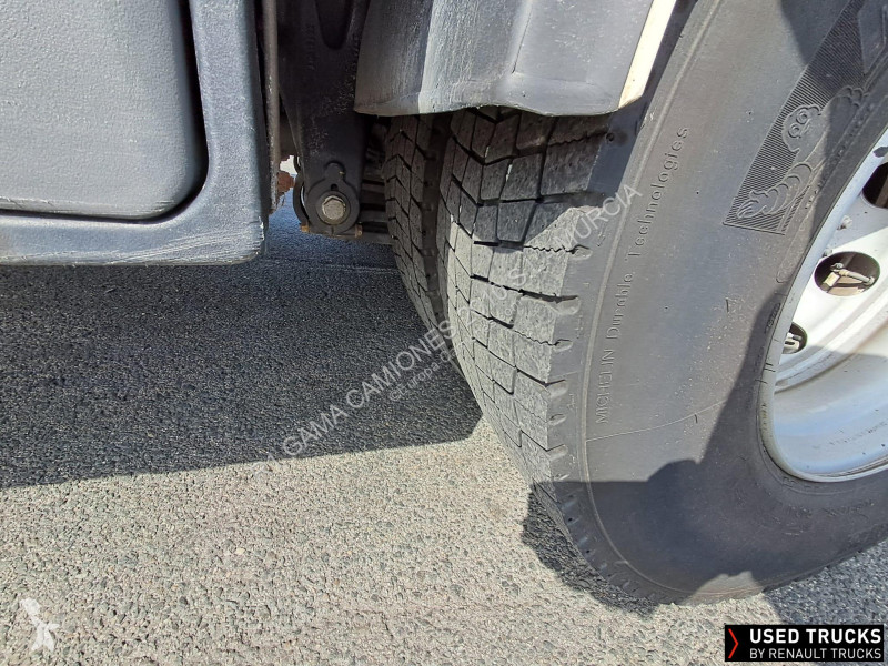 شاحنة Renault D Wide