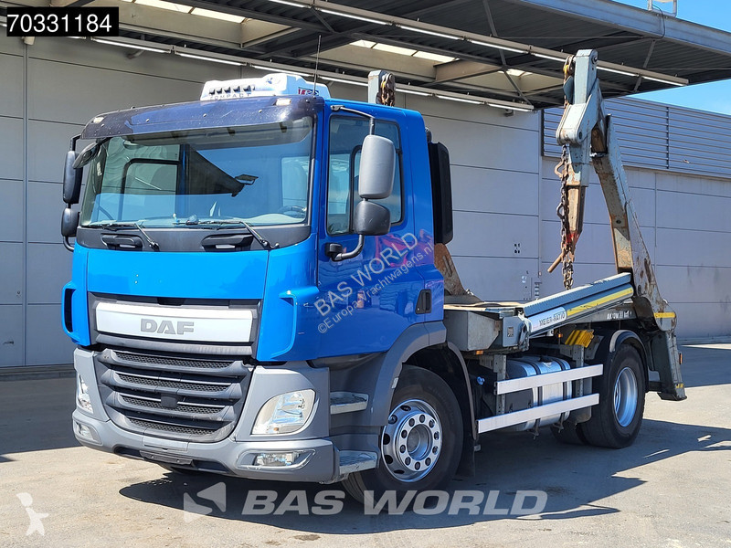 شاحنة DAF 370 4X2 13tons Absetzkipper...