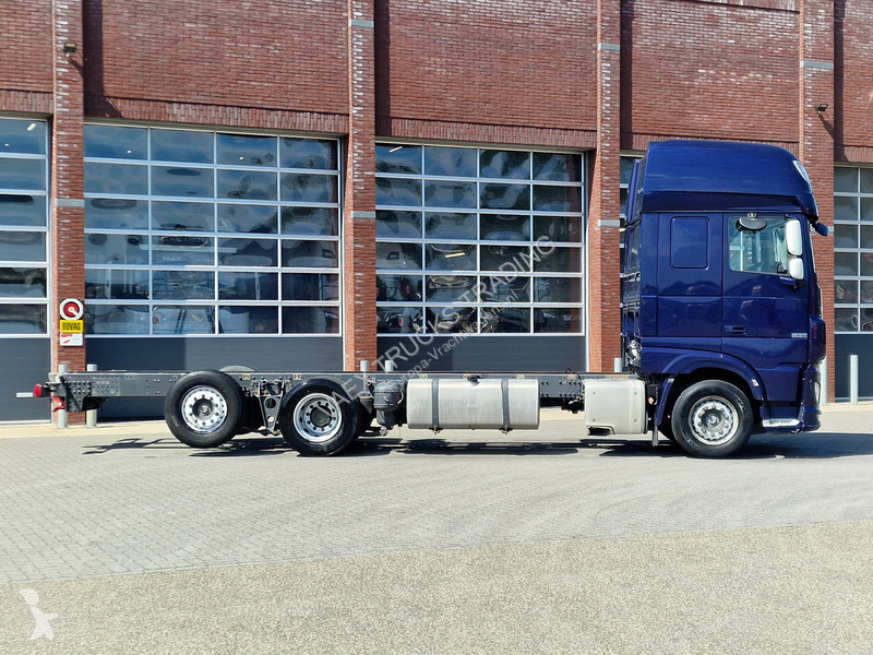 شاحنة DAF 530 6X2 - steel / air - steering axle...