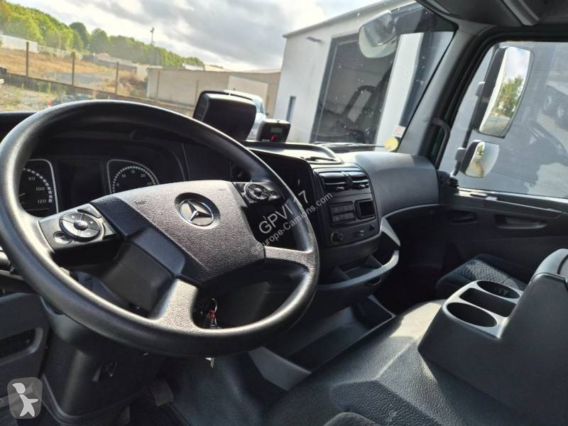 شاحنة Mercedes