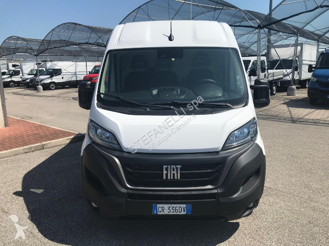 عربة نفعية Fiat Ducato 33 MH2 2.2 mjt3 140cv...