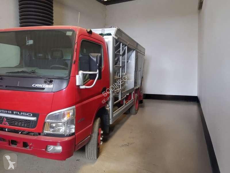 شاحنة Mitsubishi  FUSO CANTER 7C18