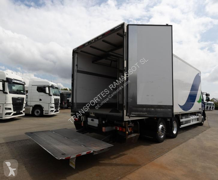 شاحنة Renault  D26 WIDE 380 DXI