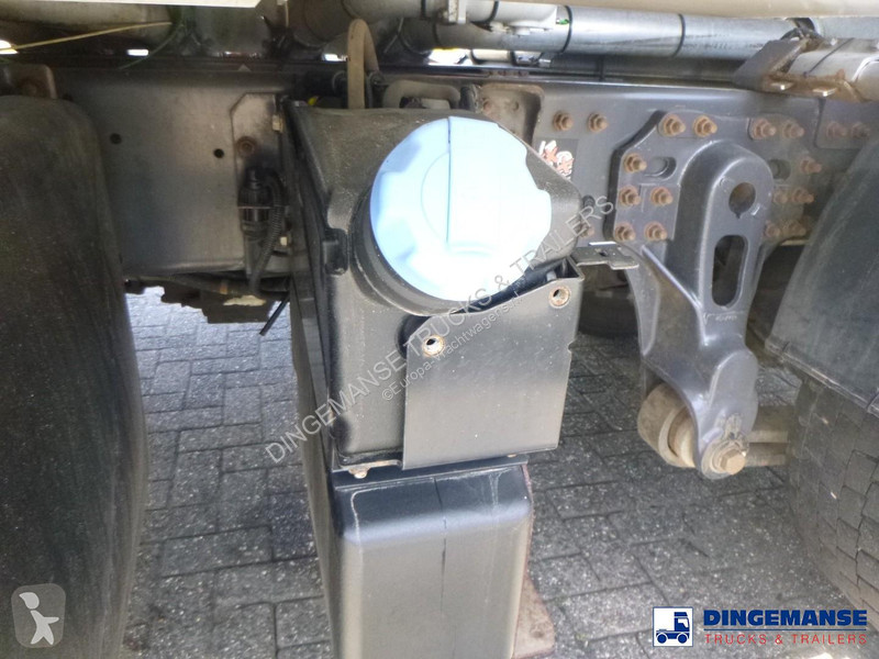 شاحنة Renault 270 4x2 fuel tank 13.7 m3 / 4 comp