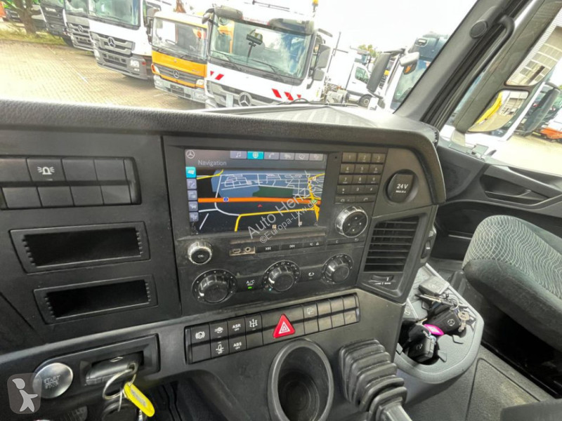 شاحنة Mercedes Arocs 2648 6x4 3-Achs Kipper...