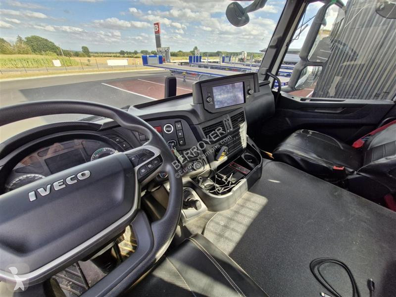 شاحنة Iveco