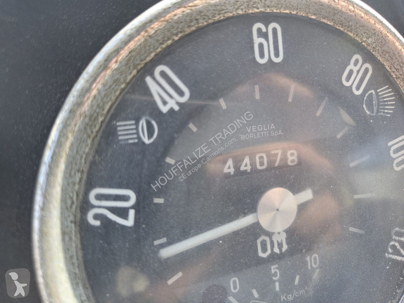 شاحنة Unic 34-C
