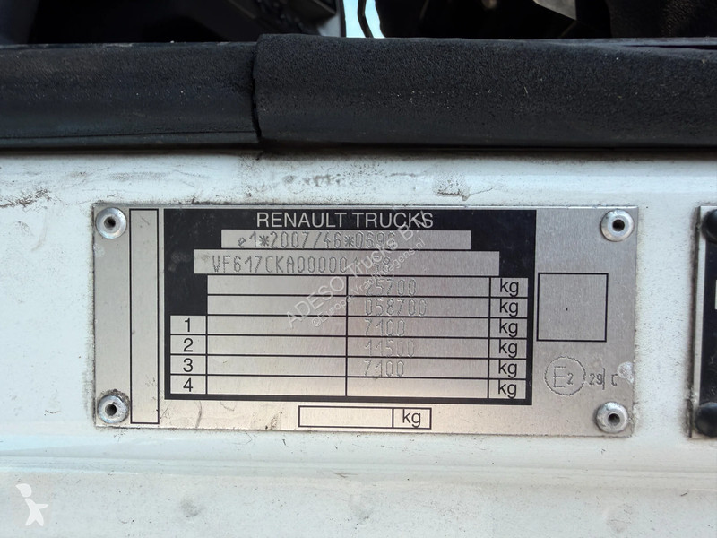 شاحنة Renault 480 EEV 6x2